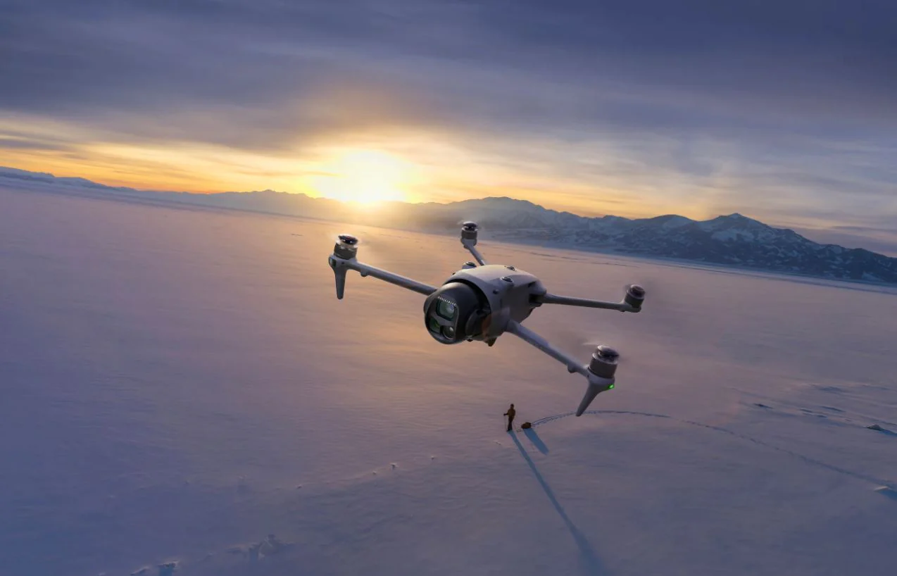 DJI Mavic 4 Pro Drone with 512GB Creator Combo