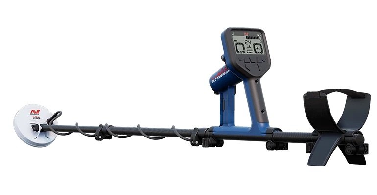 MINELAB GOLD MONSTER 2000 High Sensitivity Gold Detector with Padded Travel/Carry Bag