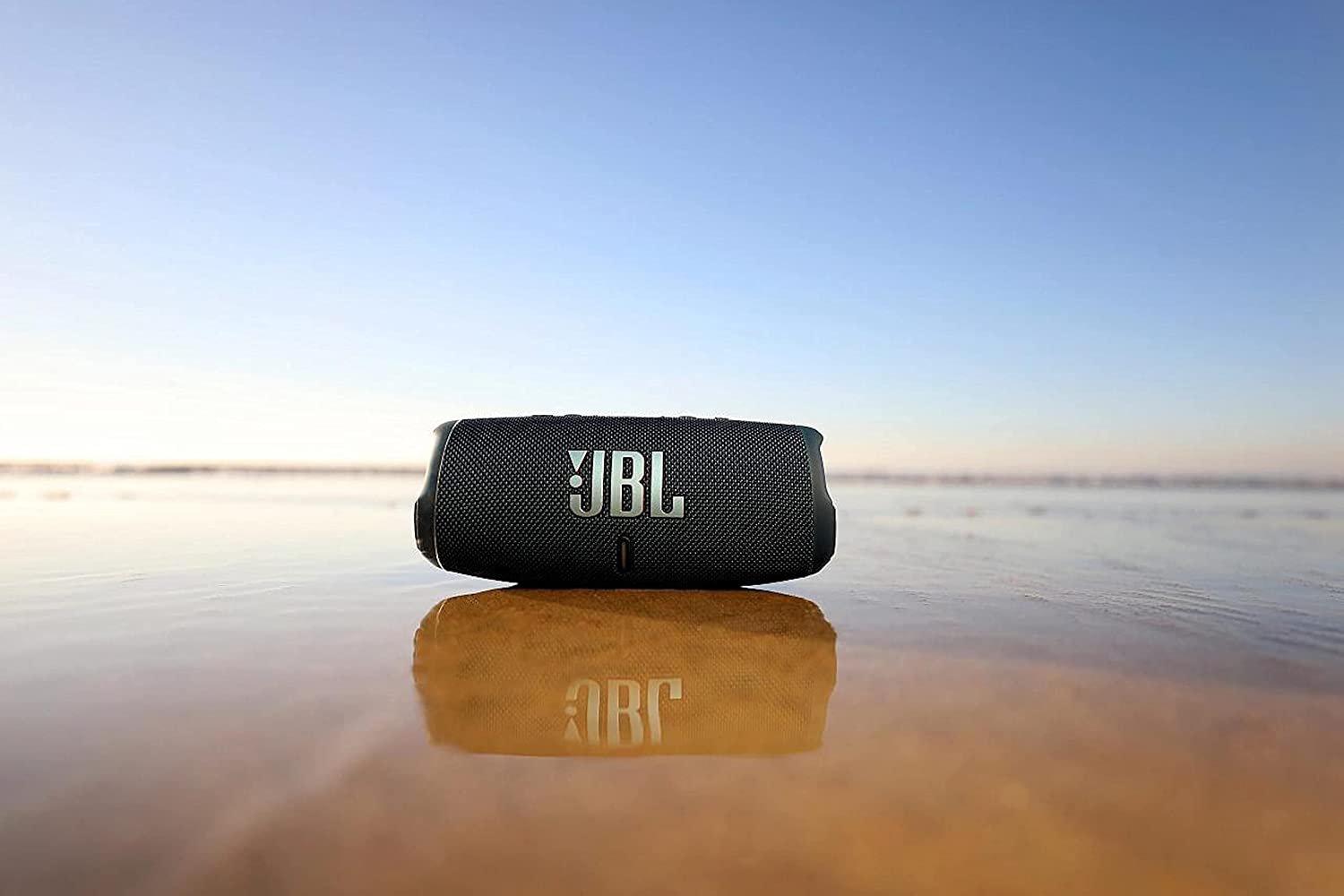 JBL CHARGE 5 - Portable Bluetooth Speaker with IP67 Waterproof and USB Charge out - Black